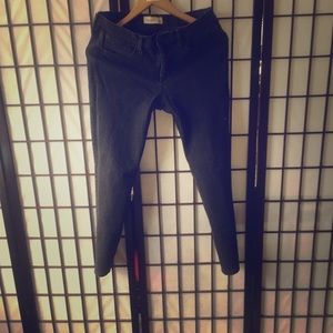 Gap 29 true skinny faded black skinny jean